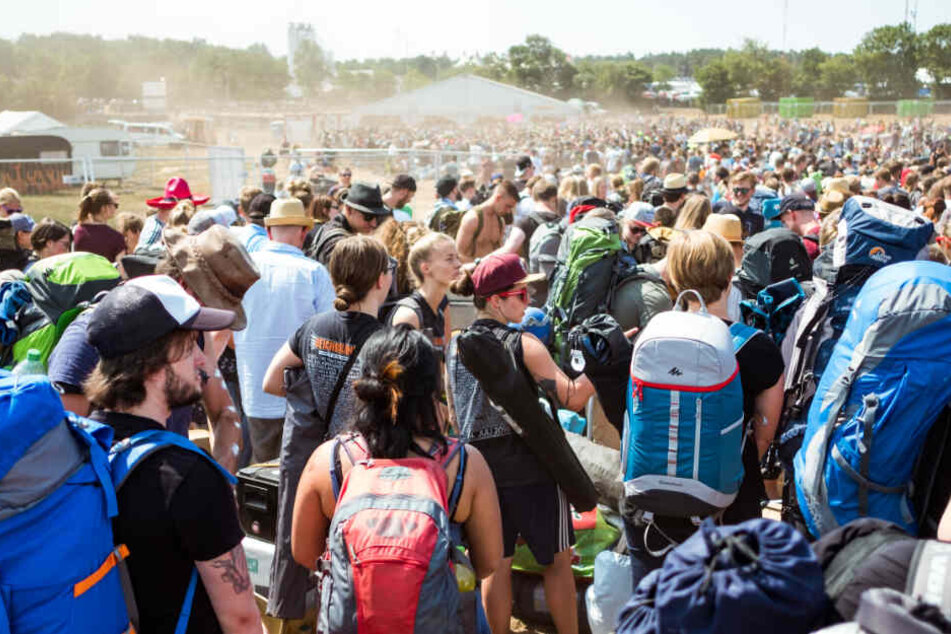 Zehntausende Besucher zieht das Deichbrand Festival jährlich an. (Archivbild)