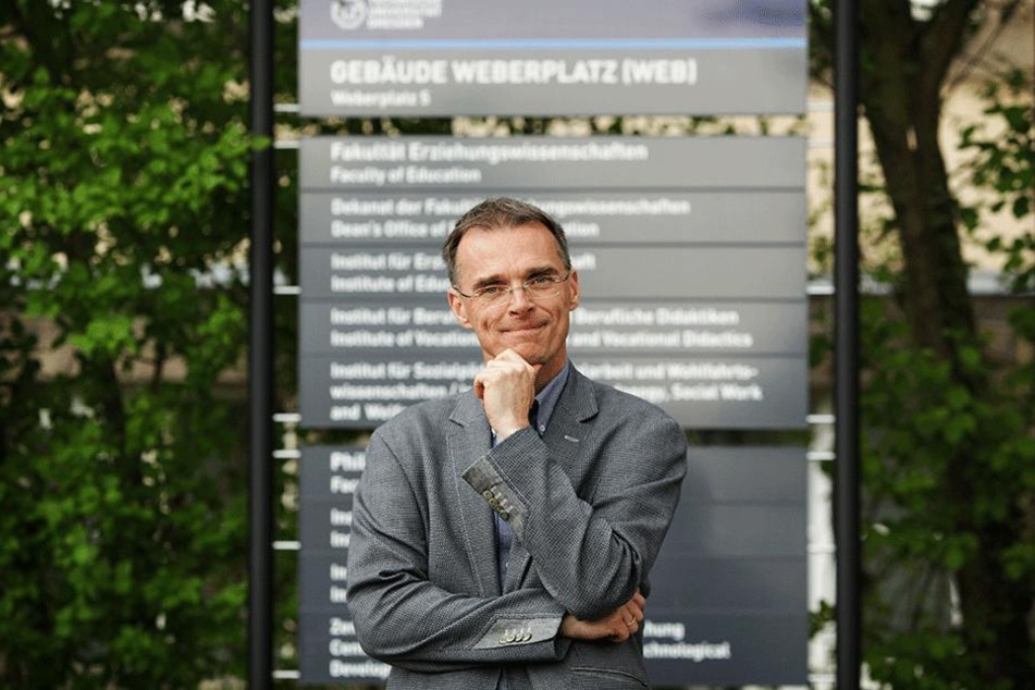 Der Dresdner Didaktik-Professor Rolf Koerber (51) hofft auf mehr Studenten.