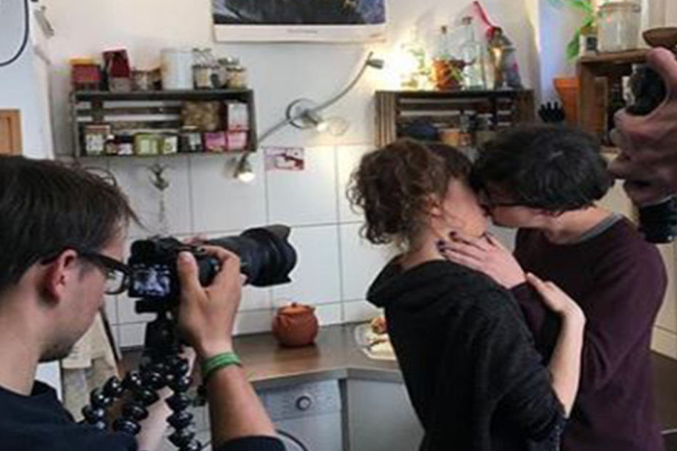 Die Gründer Kira und Leon setzten auf berauschenden Alltags-Sex für ihre Pornos.