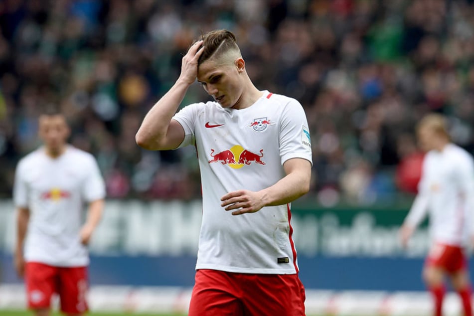 RB-Spieler Marcel Sabitzer verließ schon zur Halbzeitpause sichtlich frustriert den Platz.