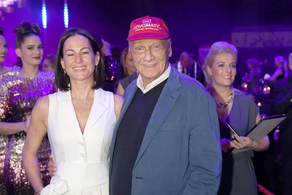 Niki Lauda (69) und seine Frau Birgit (40).