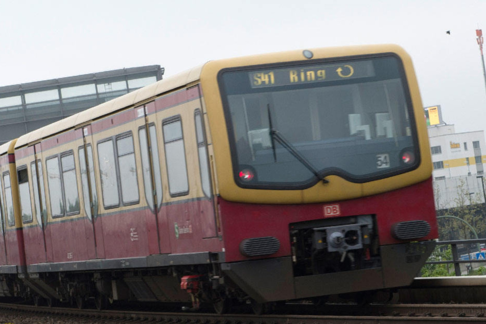 Der Betrieb der Ringbahn wurde wegen einer Geburt für eine knappe halbe Stunde unterbrochen.