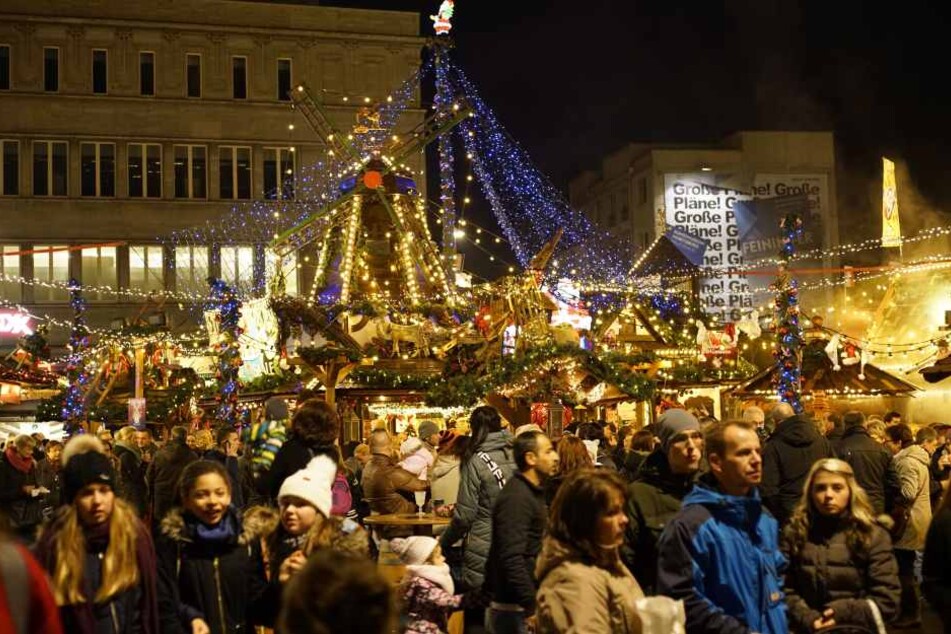 Ein zwölfjähriger Deutsch-Iraker soll einen Nagelbombenanschlag auf den Weihnachtsmarkt in Ludwigshafen am Rhein zu verüben (Symbolbild).