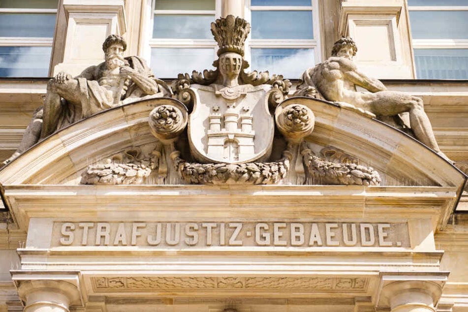 Das Landgericht Hamburg verkündet in dem Prozess am Mittwoch sein Urteil. (Archivbild)