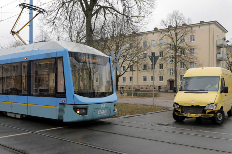 Der Unfall passierte an der Kreuzung Brauhausstraße/Annenstraße.