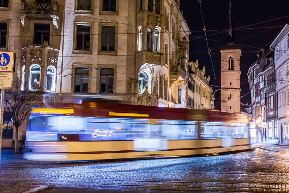 Fünf Monate rollen keine Straßenbahnen zwischen Anger und Domplatz.