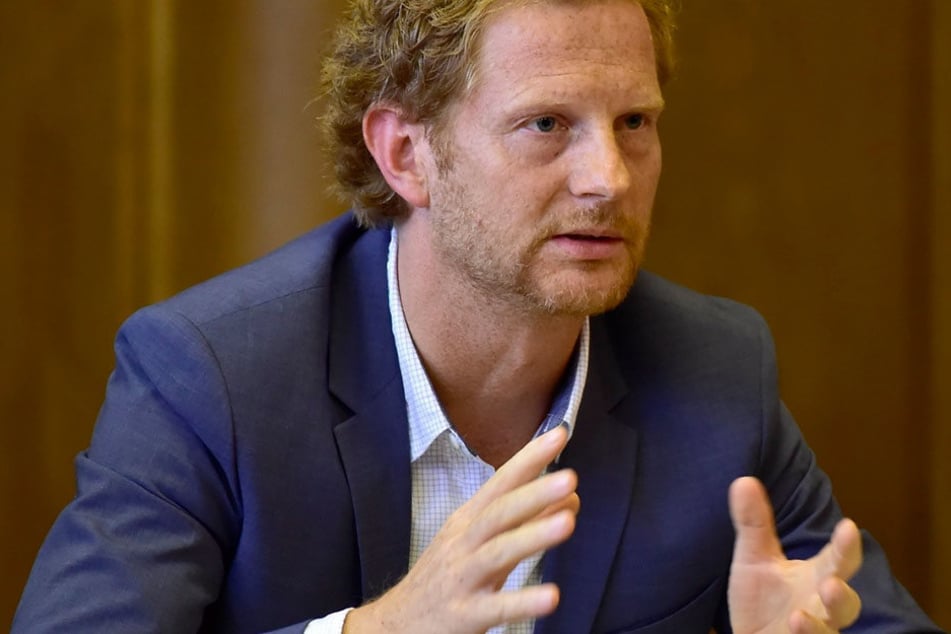 Drei neue Tempo-30-Zonen will Baudezernent Michael Stötzer (44, Grüne)
schaffen.