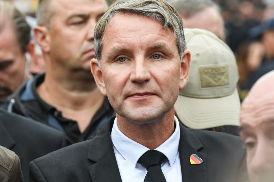 Björn Höcke soll ein Foto der toten Frau auf Facebook geteilt haben und es missbräuchlich verwendet haben.
