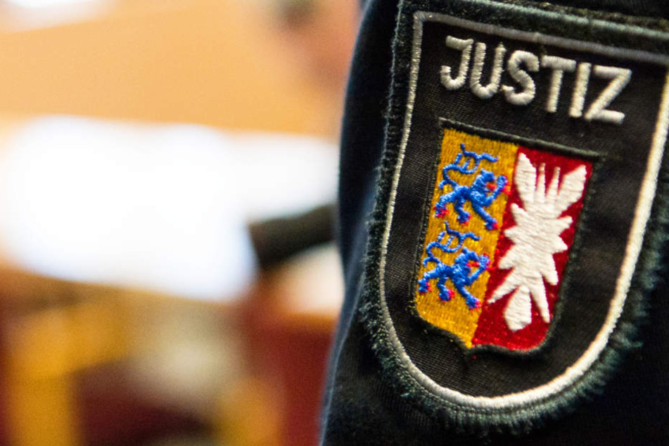 Der 53-jährige Angeklagte bestreitet die Vorwürfe nicht.