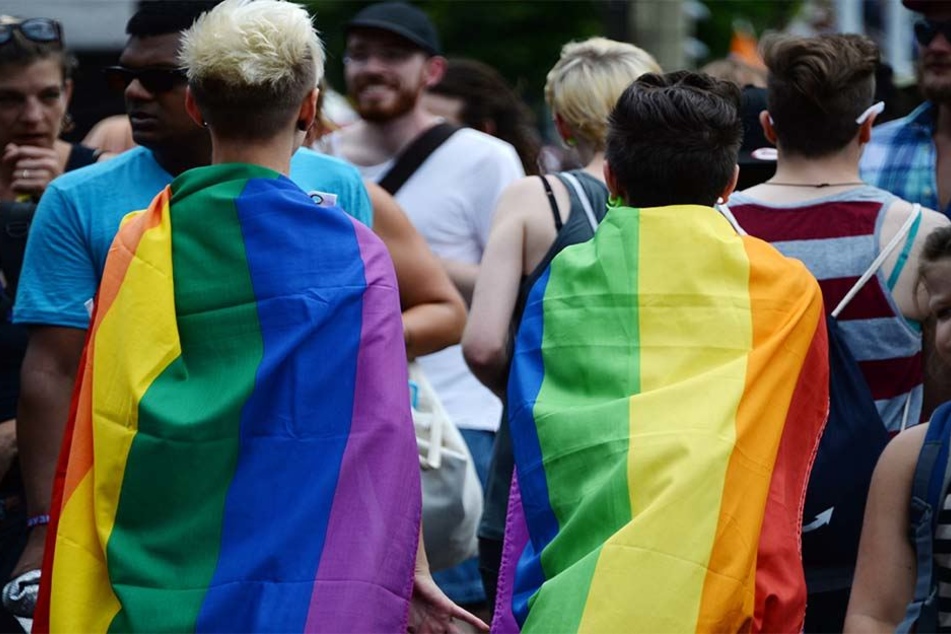 Dem Verein LEO aus Bennungen wird vorgeworfen, Homosexualität als Krankheit einzustufen (Symbolbild).