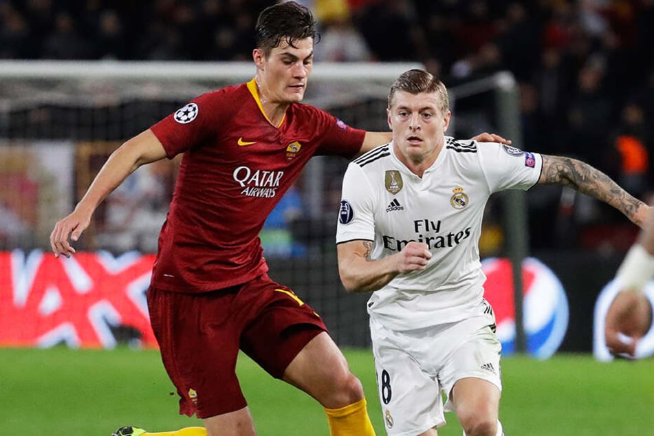 Der BVB soll großes Interesse an Stürmer Patrik Schick (l.) vom AS Rom haben.