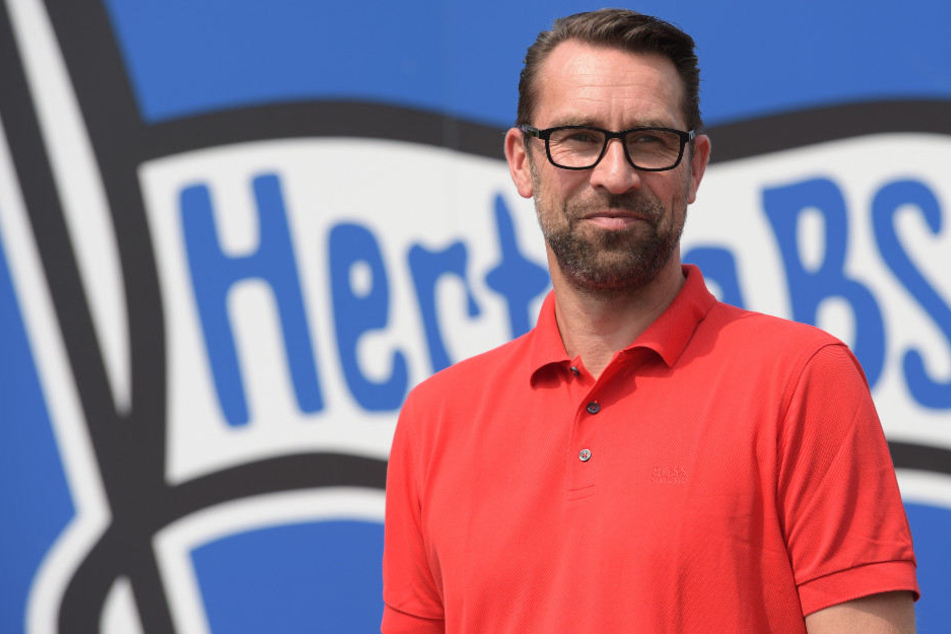 Michael Preetz muss sich bei der Mitgliederversammlung den Fragen der Fans stellen.