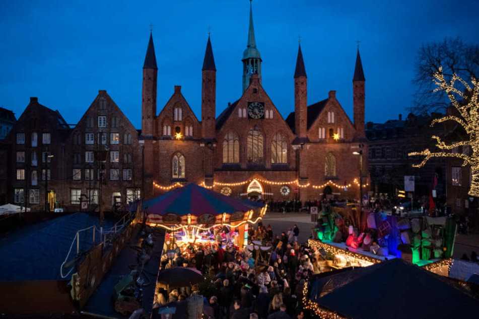 Auf dem Lübecker Weihnachtsmarkt kam es zu einer Schussabgabe.