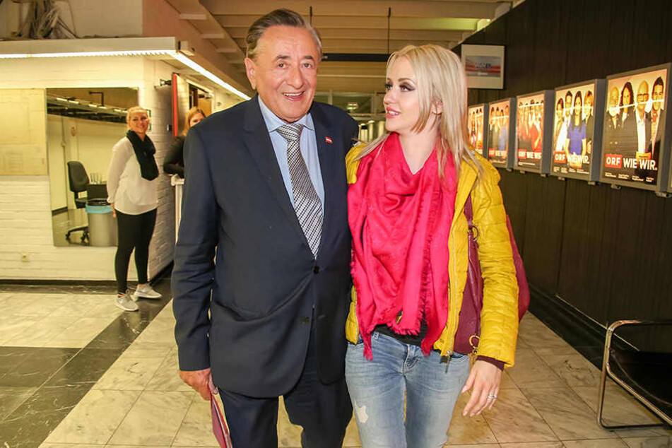 Cathy Lugner (r.) hier mit ihrem Ex-Gatten. Wie soll der neue Mann an ihrer Seite aussehen?
