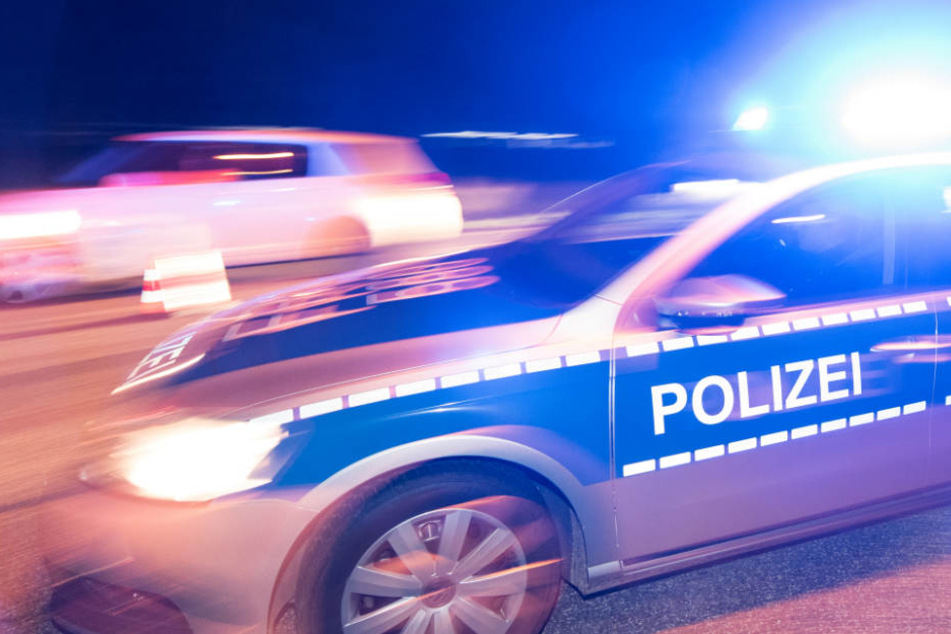 Die Polizei war schnell vor Ort, doch die Täter waren bereits geflohen (Symbolbild).