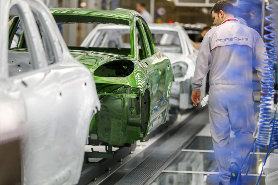 Aufatmen im Leipziger Porsche-Werk: Die Motorenbauer im ungarischen Audi-Werk Györ haben ihren Streik nach einer Woche beendet.