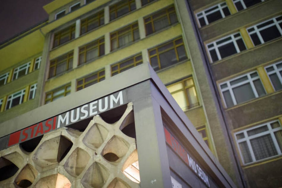 Der Eingang zum Berliner Stasimuseum.