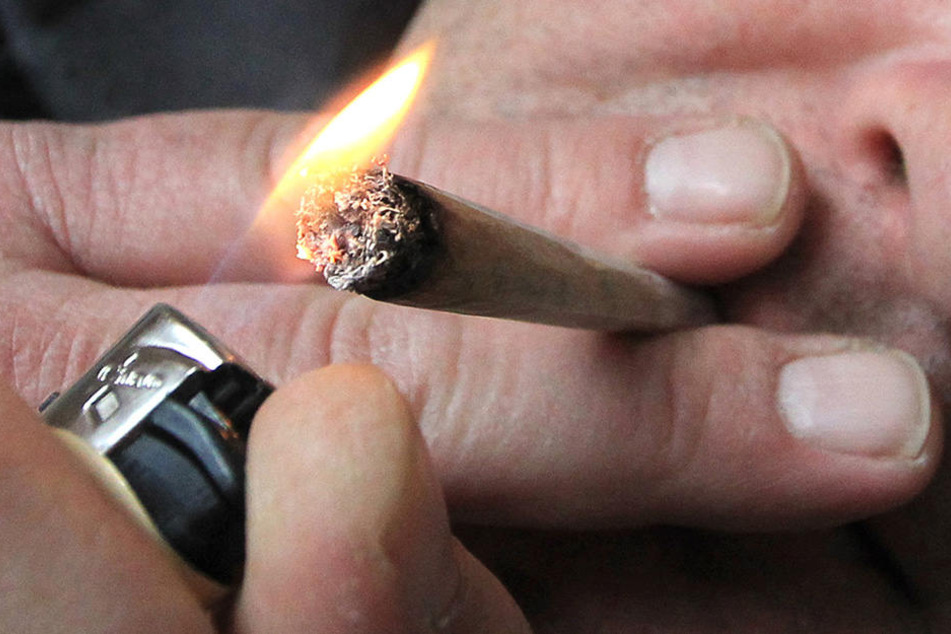 Der Nachschub von Cannabis in Paris ist vorerst unterbrochen.