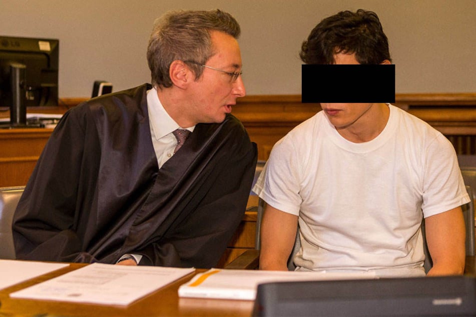 Gab sich zum Prozessauftakt schweigsam: Dovchin D. (38, r.) mit seinem Verteidiger Dr. Stefan Wirth.