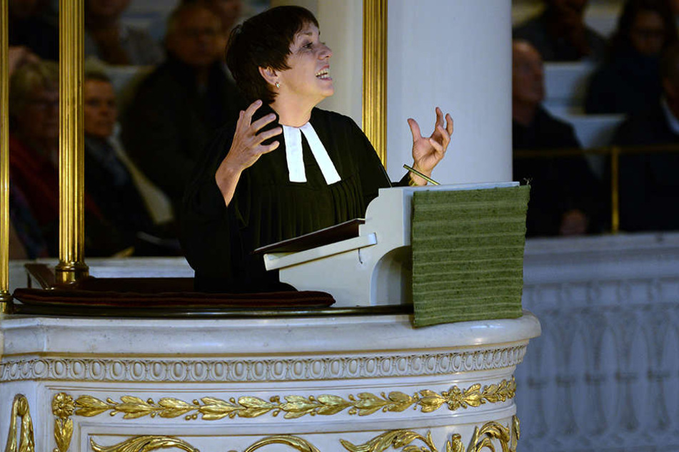 Margot Käßmann kritisierte in der Leipziger Nikolaikirche die verbale Aufrüstung in Deutschland.