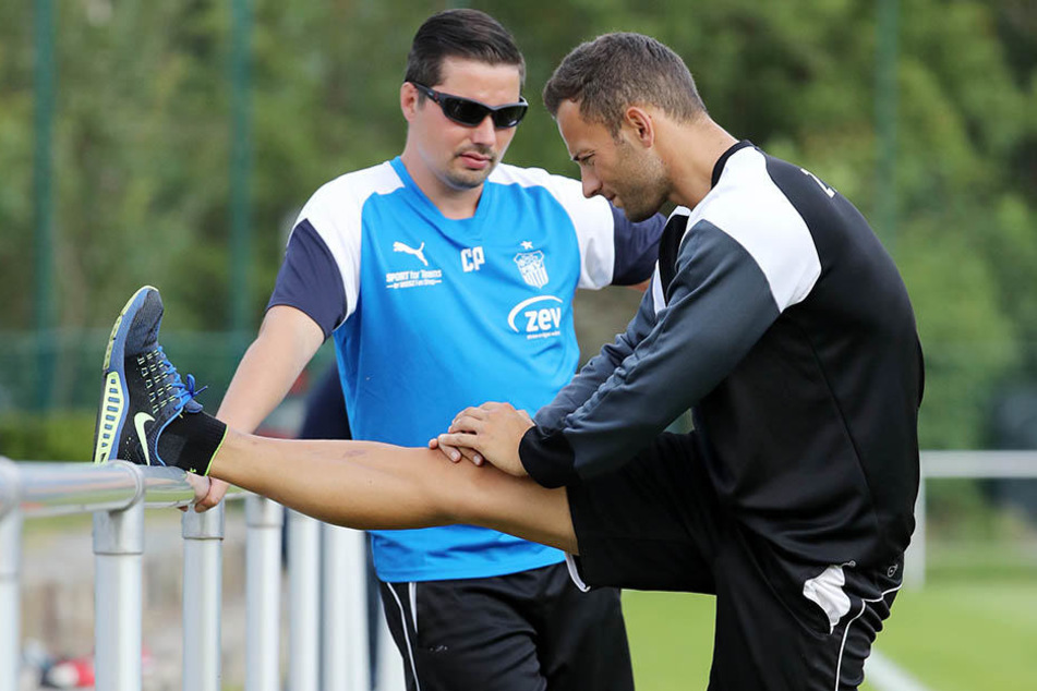 Ob Neuzugang Ronny Garbuschewski (r.) bis zum Punktspielstart fit wird, steht derzeit in den Sternen.