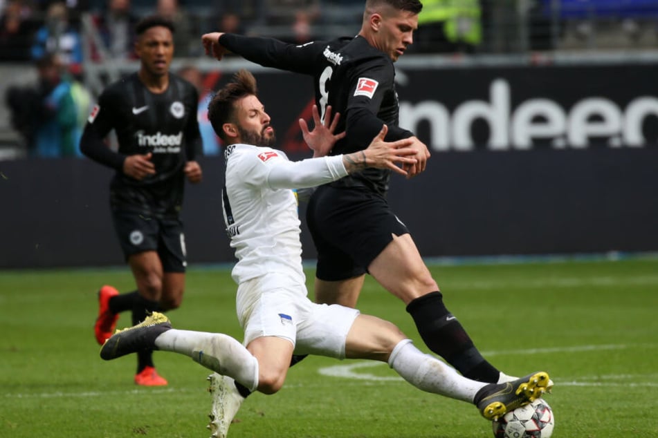 Für Eintrachts Luka Jovic (Re.) und Co. gab es im Heimspiel gegen die Hertha kein Durchkommen.