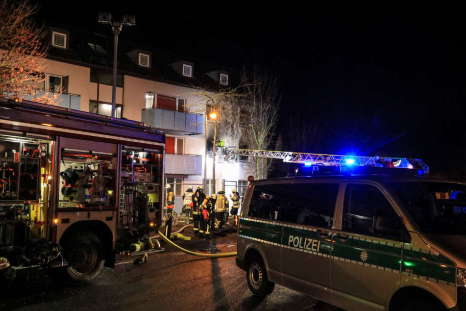In einer der Wohnungen brach ein Feuer aus.