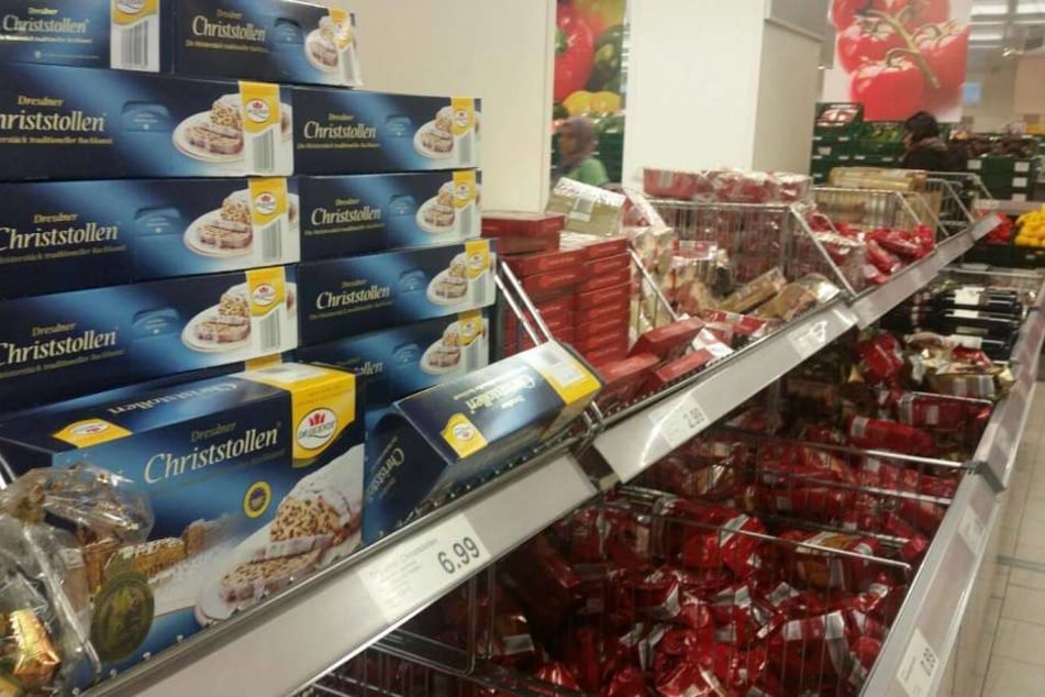 Bei ALDI weihnachtet es in Leipzig (Windmühlenstraße) schon!