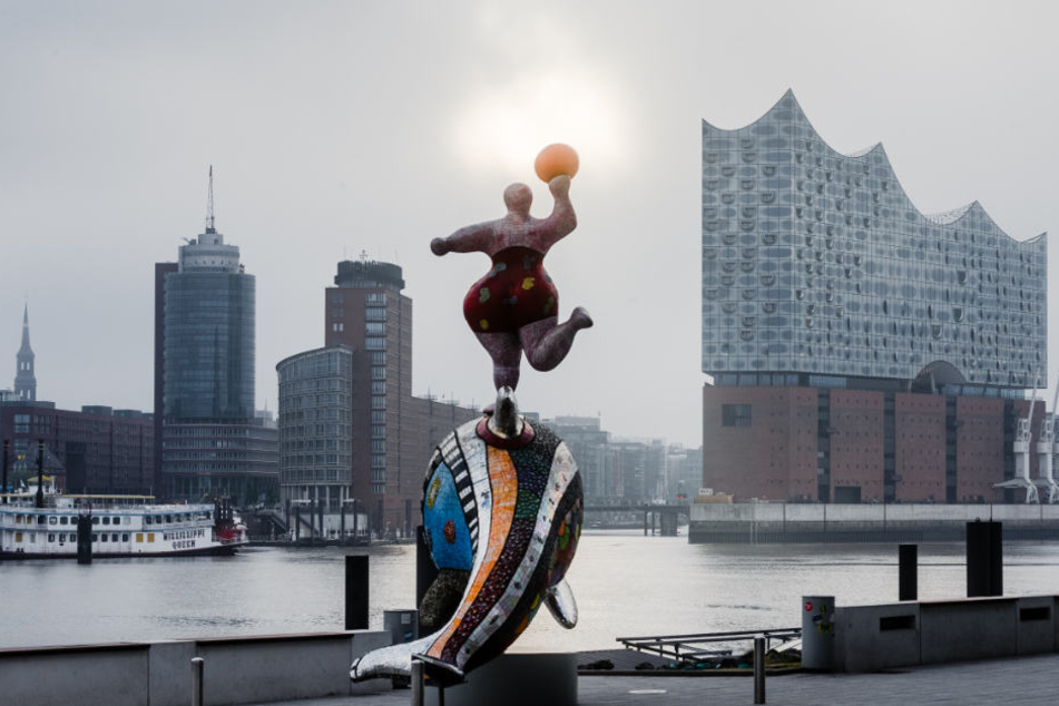 Wer in Hamburg arbeitet erhält statistisch mehr Geld als in anderen Bundesländern (Symbolfoto).