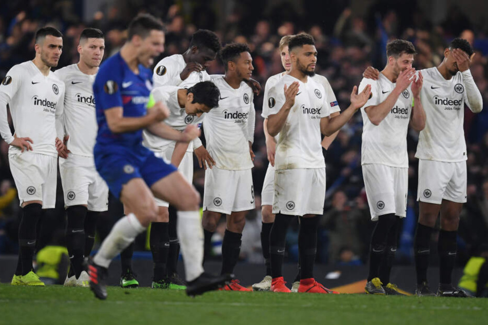 Zwar schieden die Frankfurter im Europa League-Halbfinale gegen den FC Chelsea aus, doch die Adlerträger legten dabei aber eine schier übermenschliche Moral an den Tag.