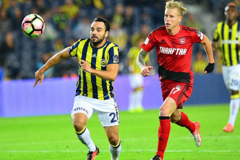Rajtoral (†31, re.) für seinen letzten Klub Gaziantepspor im Einsatz.