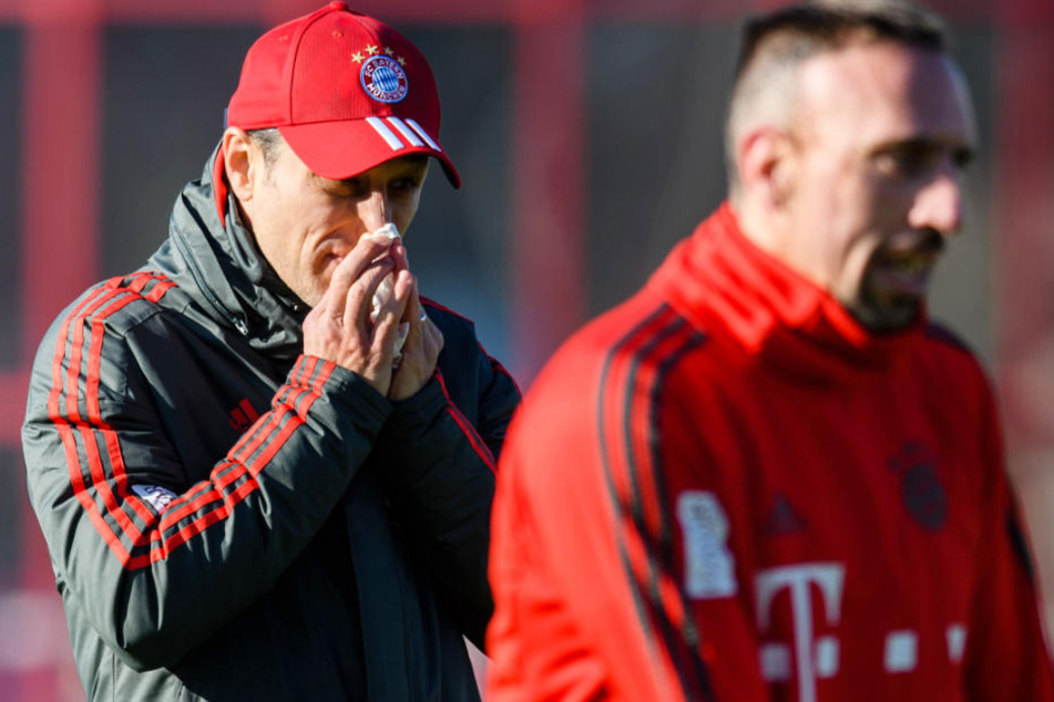 Niko Kovac (l.) kann gegen RB Leipzig wieder auf Franck Ribéry (r.) setzen. (Archivbild)