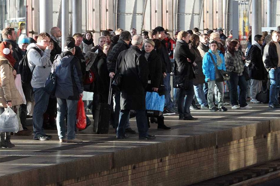 Am Sonnabend werden extrem viele Reisende nach Dresden unterwegs sein (Symbolbild).
