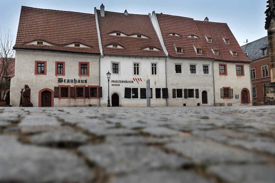 Die im Mittelalter errichteten Priesterhäuser in Zwickau beherbergen das Museum zur Stadtgeschichte, und ab Februar auch eine neue Sonderausstellung.