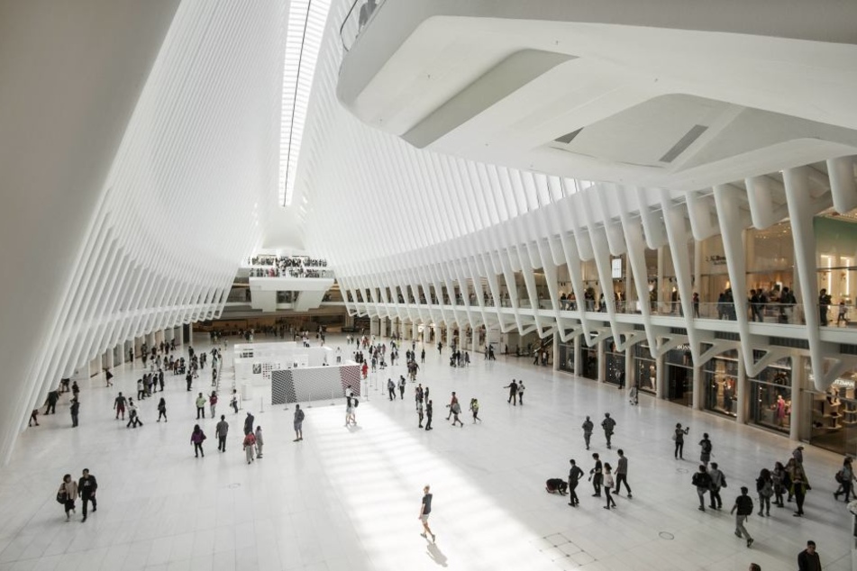 Eine Frau ist im neuen World Trade Center-Bahnhof in New York ums Leben gekommen.