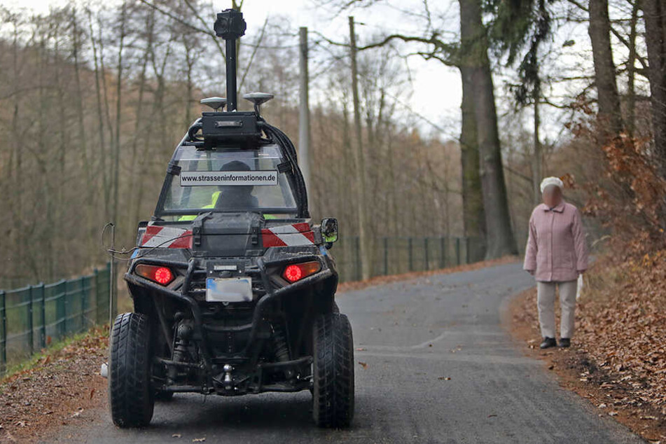 Der Gelände-Buggy mit 2,30 Meter hoher Panorama-Kamera und GPS-System ist ein echter Blickfang.