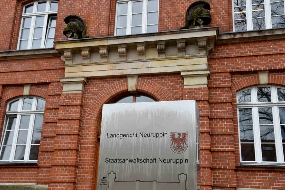 Ein 40-Jähriger wurde in einem Mordprozess in Neuruppin verurteilt (Symbolbild).