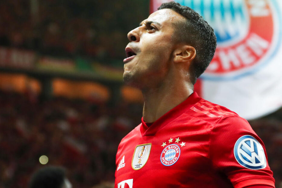 Thiago spielt beim FC Bayern München eine wichtige Rolle im Mittelfeld.