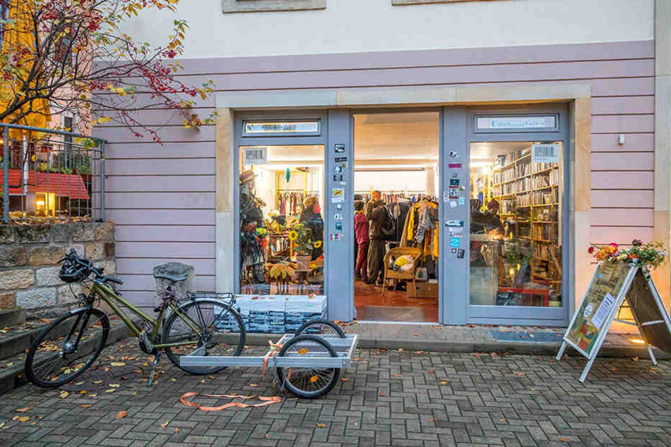 Der Umsonst-Laden in der Dresdner Neustadt - ein beliebter Ort für Foodsharing.