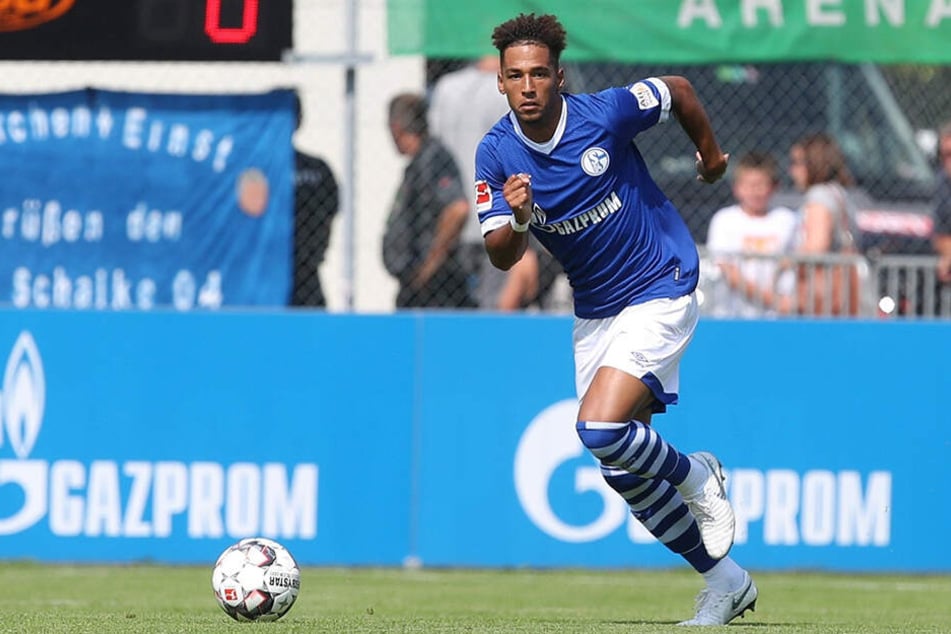 Auf Schalke sammelte Kehrer seine ersten Minuten auf der Profi-Bühne.