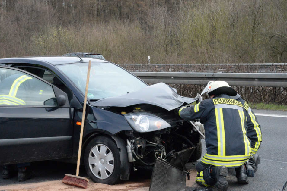 Das Auto der 21-Jährigen musste abgeschleppt werden.