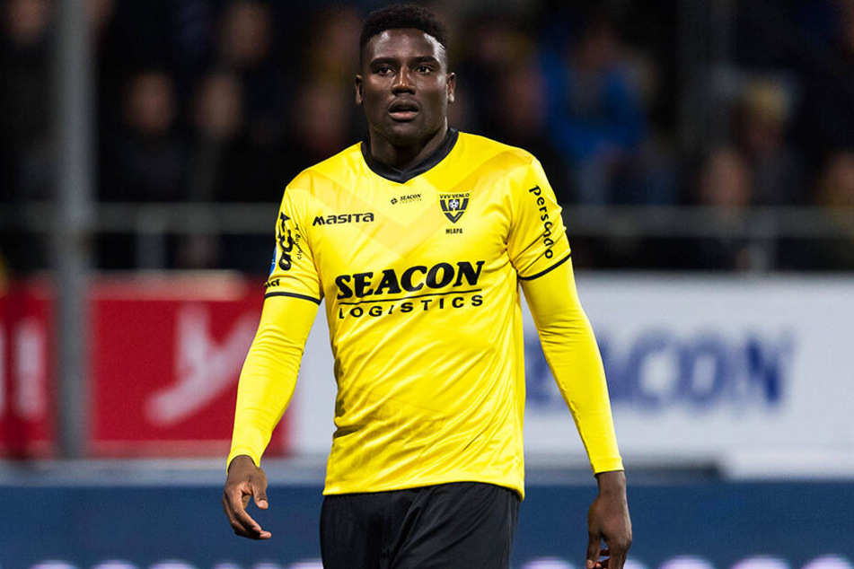 Kam bei Ajax Amsterdam mit seinem Team VVV-Venlo heftig unter die Räder: Peniel Mlapa, mit sieben Toren und drei Vorlagen in 16 Spielen bester Scorer seiner Mannschaft.