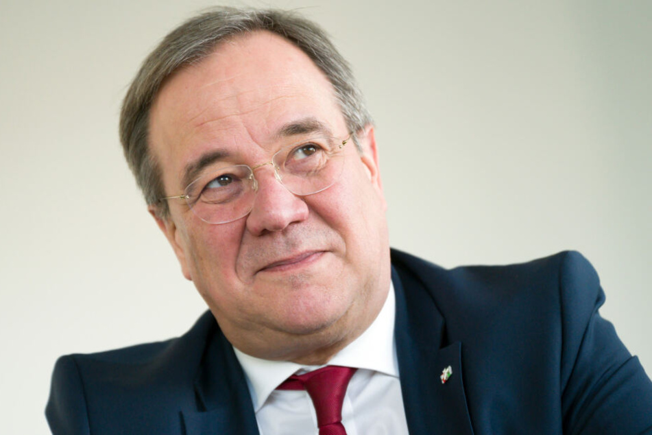 NRW-Ministerpräsident Armin Laschet (58) bezeichnet sich selbst als großer "Tatort"-Fan.