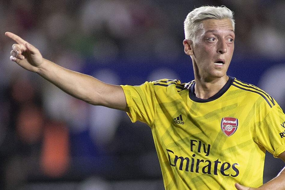 Mesut Özil (30) wurde Opfer eines bewaffneten Raubüberfall.