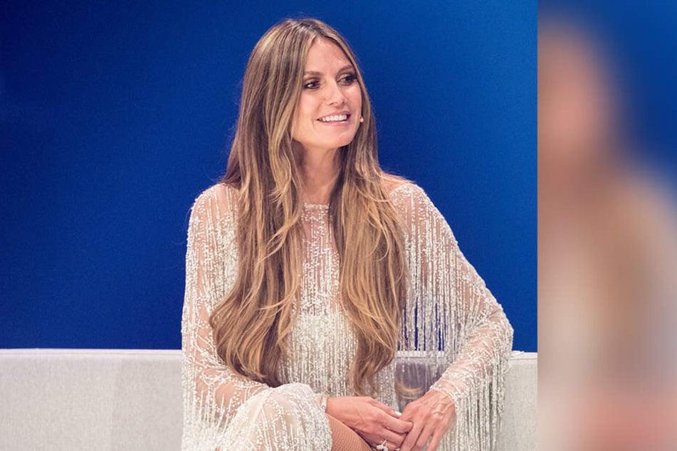 Unsterblich verliebt: Heidi kann es ihrem Liebsten nicht oft genug sagen.