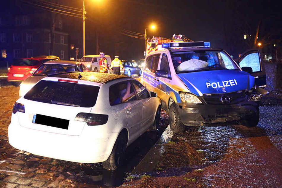 Auf der Stauffenbergallee hatte es heftig gekracht.