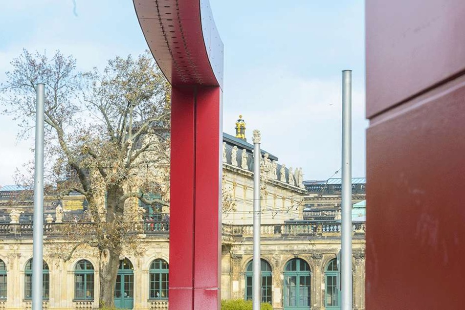 Aus der "Teppichstange" am Schauspielhaus plätschert's schon bald nicht mehr.