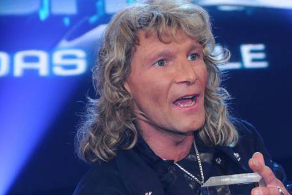 Der Schweizer Raben-Magier Vincent Raven (50) wurde durch die Show "The Next Uri Geller" berühmt.