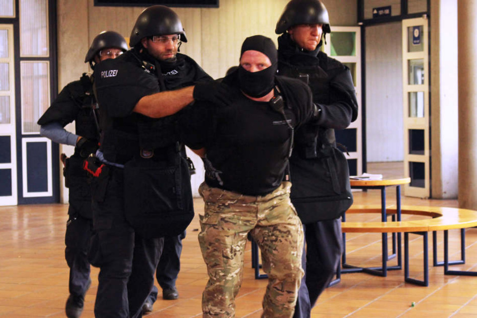 An der Schule in Kriftel wurde für den Ernstfall geprobt. (Symbolbild)