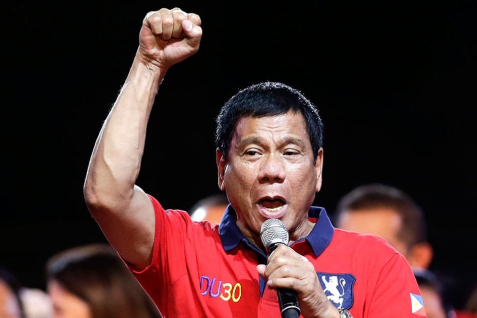 Der philippinische Präsident Rodrigo Duterte (72) brüstet sich damit, Drogendealer getötet zu haben.